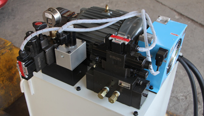 Machine de meulage de surface horizontale CNC HDM-15050 AHD/MSI/CNC haute précision 3 axes 6