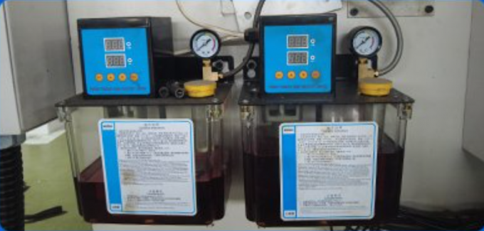 Machine de meulage verticale automatique HDM4100 Machine de meulage verticale de précision de surface à broche verticale 8