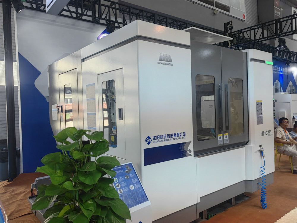 HMC80Q Métal 3 axes centre d'usinage horizontal fraisage de forage de forage