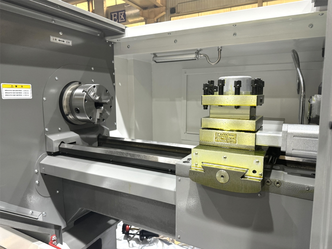 Le tour CNC de précision SMTCL CAK50186 est une machine à tour CNC de taille maximale de 1860 mm.