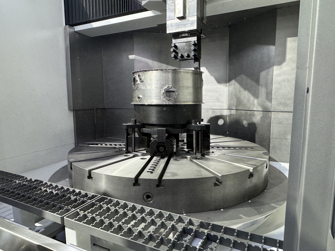 Tour CNC vertical lourd VTC250140H Max.Swing Diamètre 3000mm Tour CNC vertical à roulement à énergie nouvelle