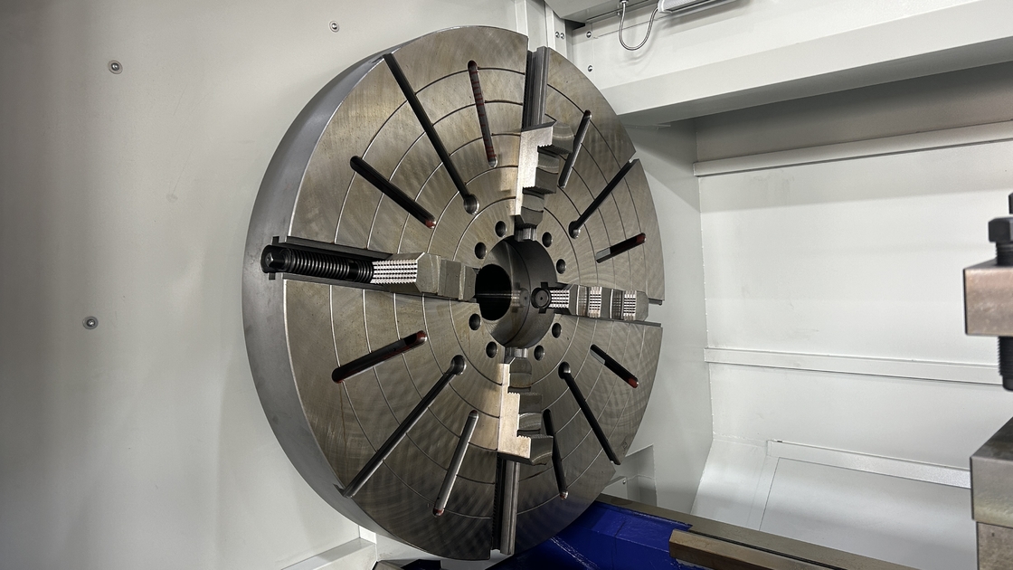 SMTCL CNC lourd tour CNC à lit plat HTC125150 Spindle Boré Diamètre 130 mm Grand tour CNC