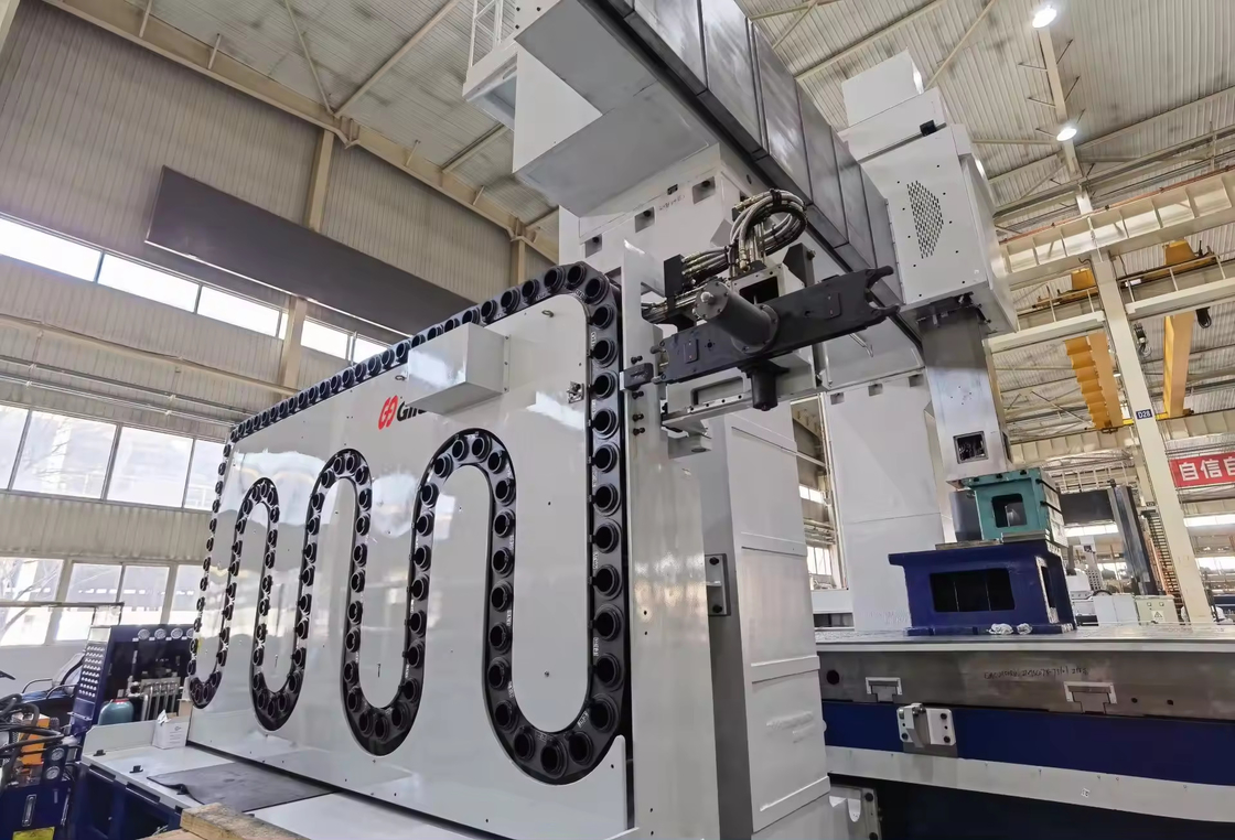 Machine de fraisage et de perçage à grande capacité à base de gant SMTCL GMC2060 3 axes