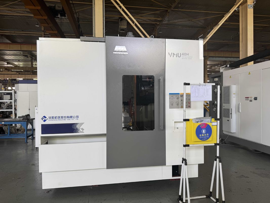 Centre d'usinage à cinq axes VMU40H Max. Chargement autorisé 300kg 5 axes de liaison Centre d'usinage vertical