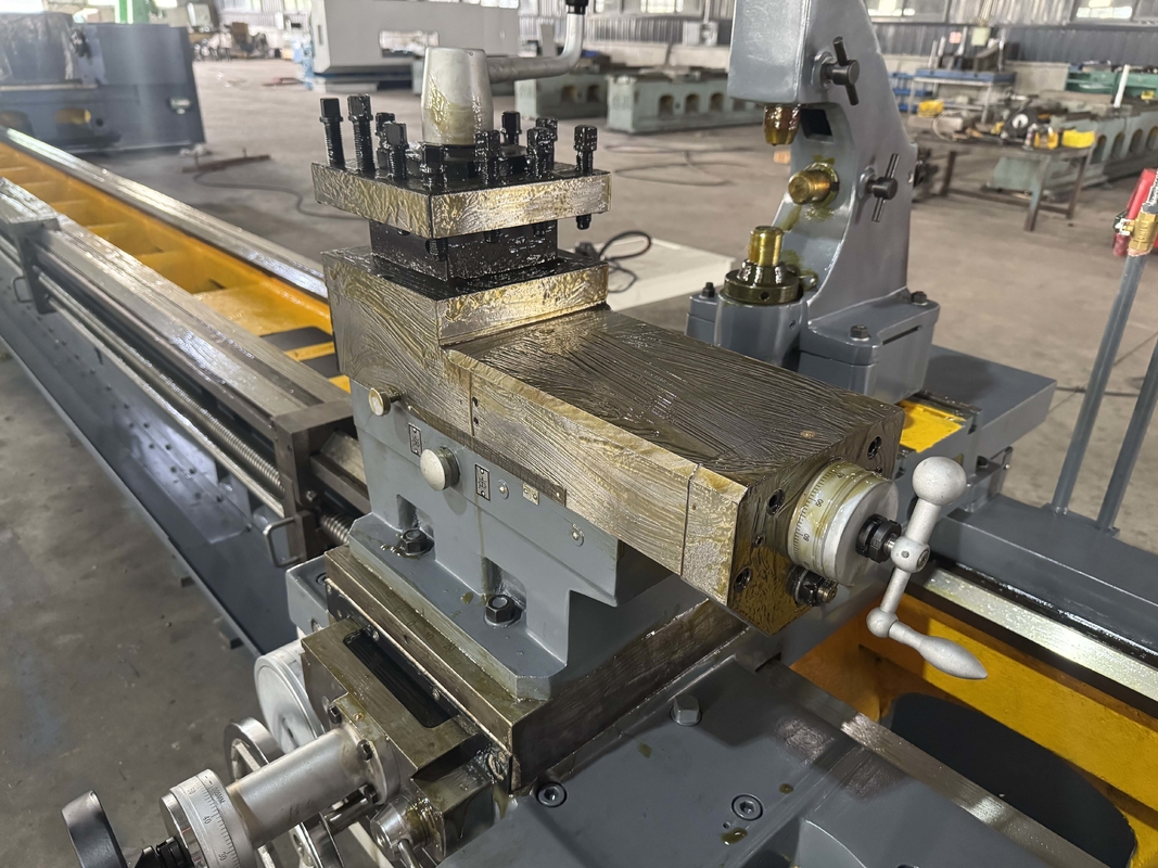 CW6180F Tour horizontal ordinaire robuste, largeur de rail de guidage 600mm, tour manuel sur socle