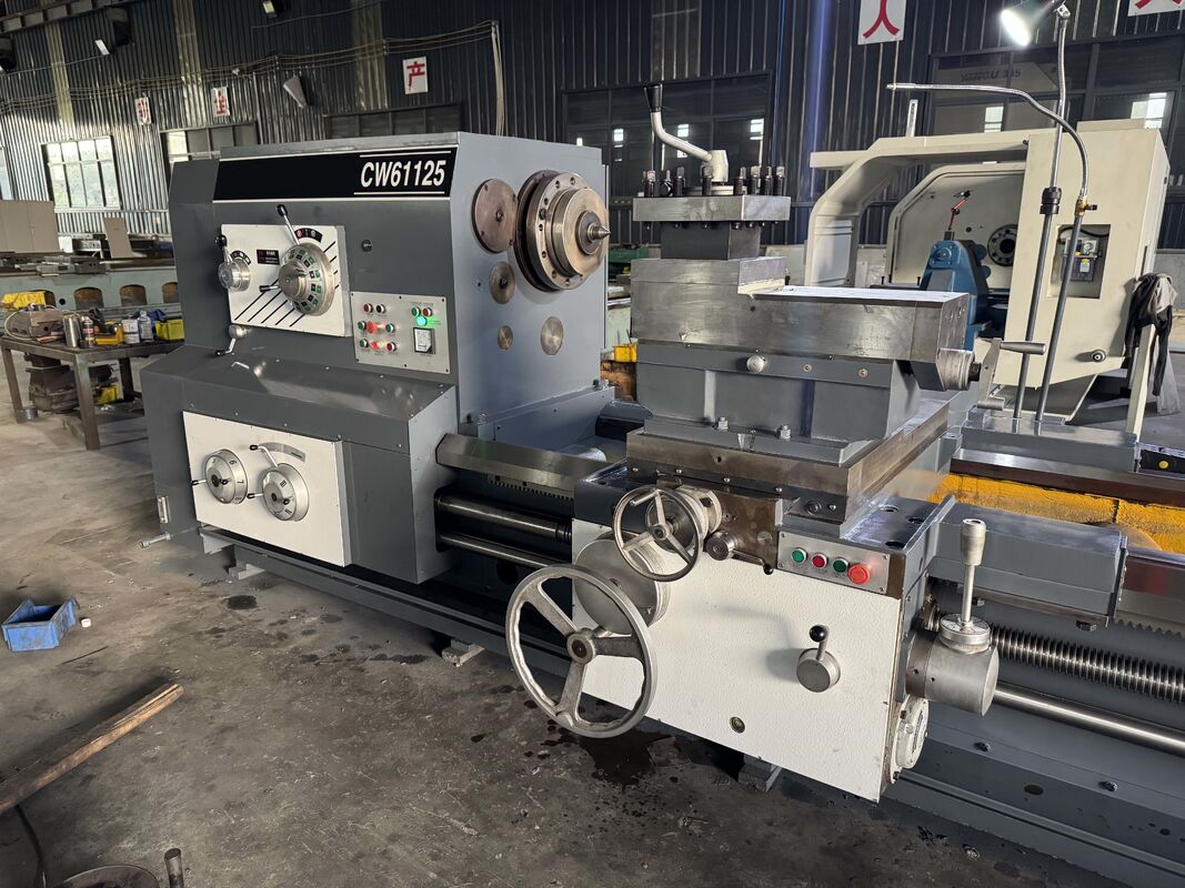 15m tournesol lourd CW61125 gros fuseau à fente 130mm tournesol horizontal puissant