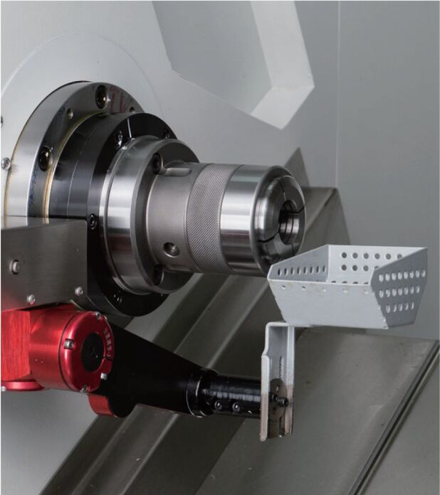 Utilisateur de machines à tourner à commande numérique à haut rendement H130 Traitement de petits composants Tourne-moulin Tourne-moulin CNC