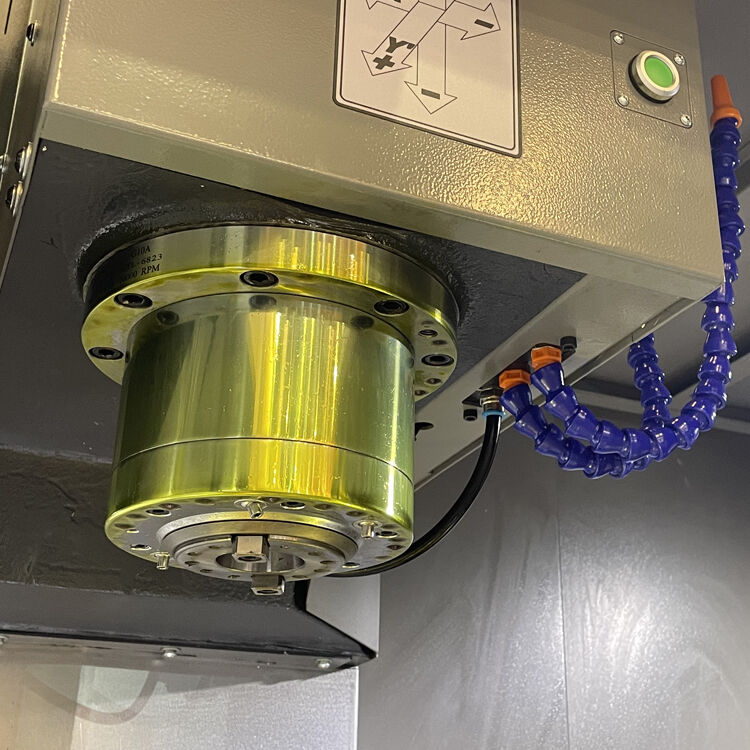 SMTCL Produit le plus vendu FANUC 10000rpm VMC850Q-A Centre d'usinage vertical à 4 axes avec plateau tournant