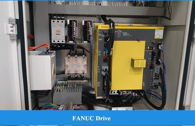 SMTCL FANUC 10000rpm Voyage de l'axe Y 550mm VMC850Q 4 axes Centre d'usinage vertical avec tourne-disque